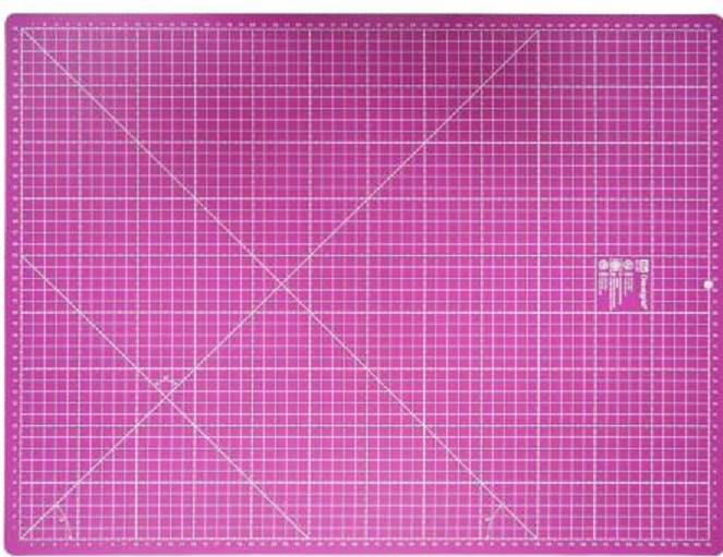 Podložka PATCHWORK 60 x 45 cm fialová